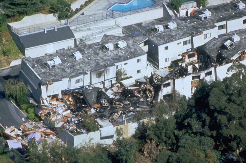 Aerial view of Northridge quake