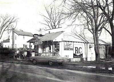 Marge & Dick's Grocery in rural Michigan