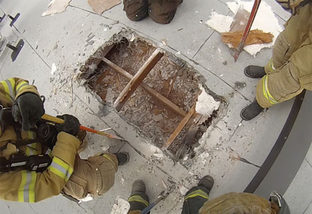 (4) This gypsum deck appears to be pour-in-place.