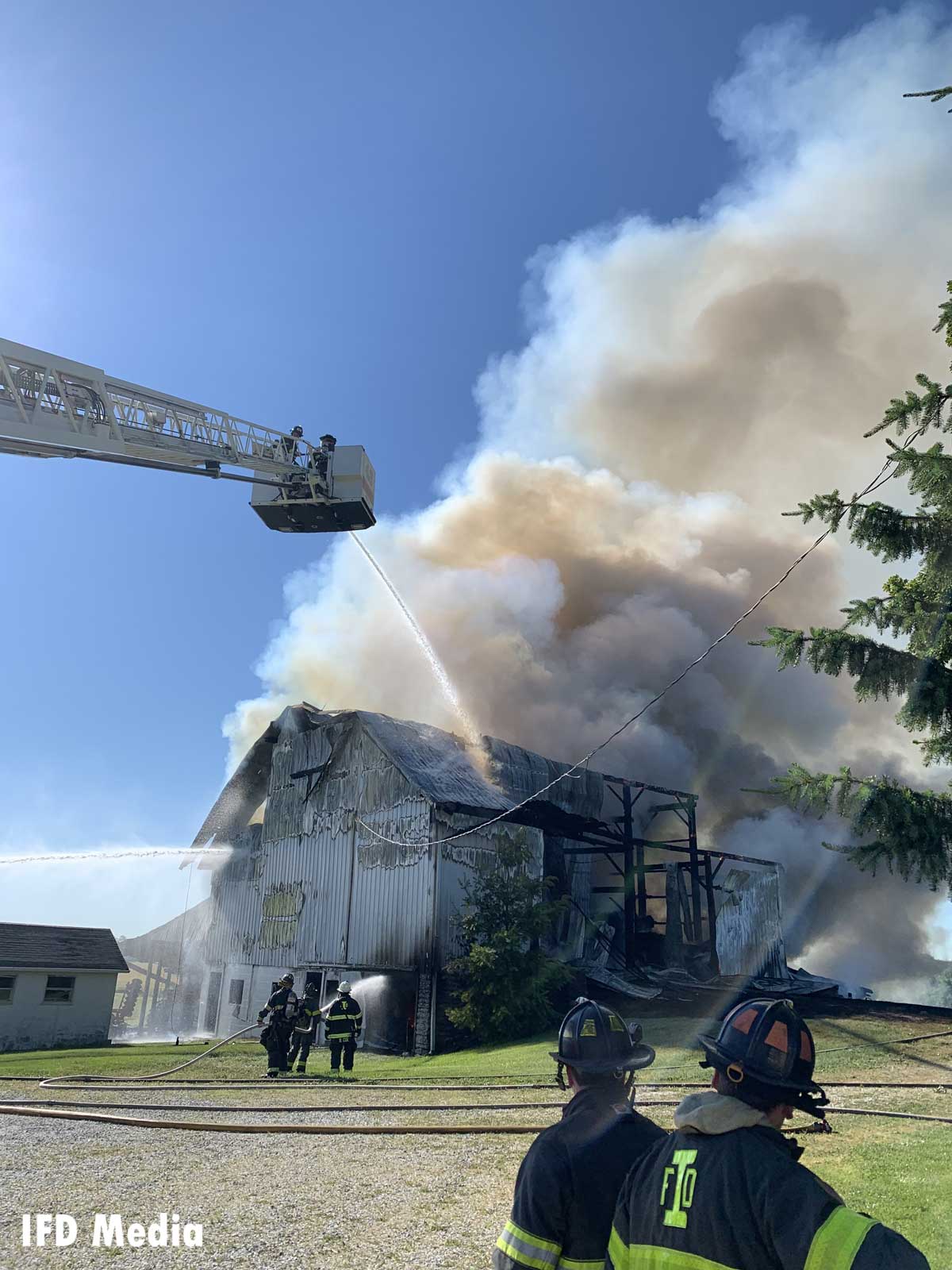 Photos: IN Barn Fire - Fire Engineering: Firefighter Training and Fire ...