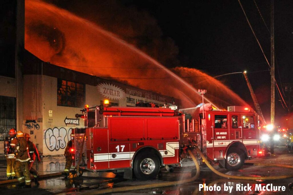 LAFD pumper 17 with multiple streams