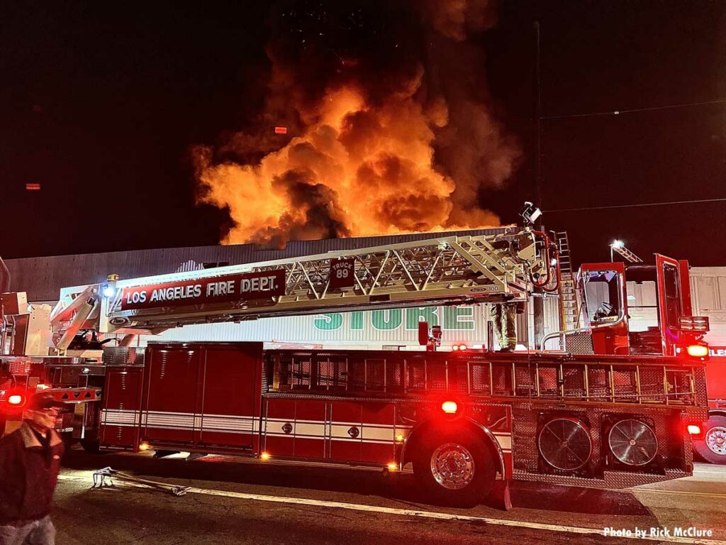 LAFD tiller at major structure fire