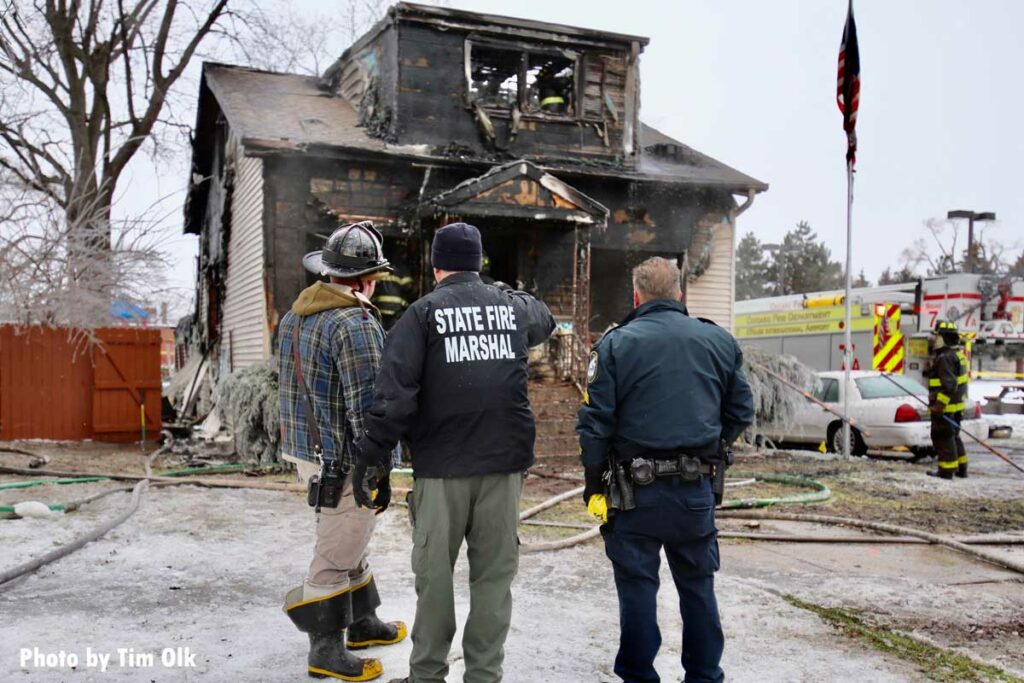 Investigators on scene at fatal River Grove fire