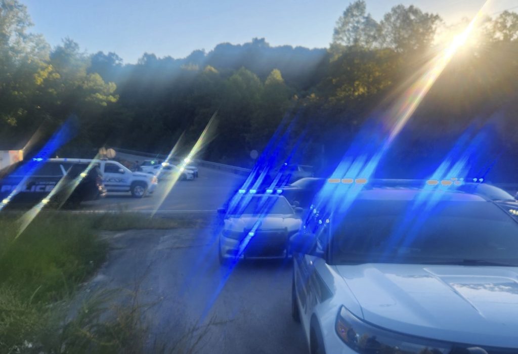 Laurel County Kentucky Sheriff's Office shooting law enforcement vehicles